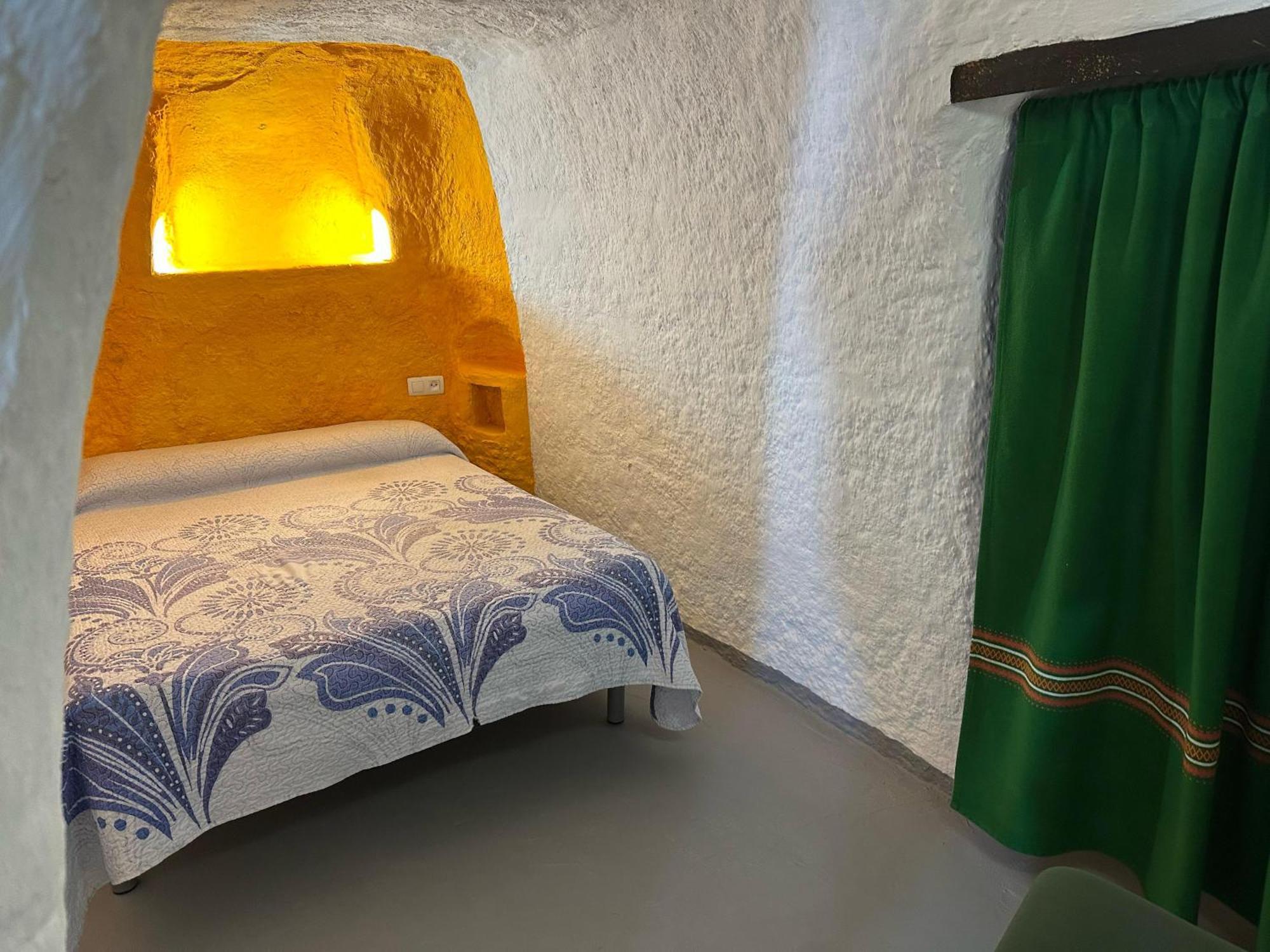 Alojamientos Cuevas Tiana El Aljibete Esterno foto